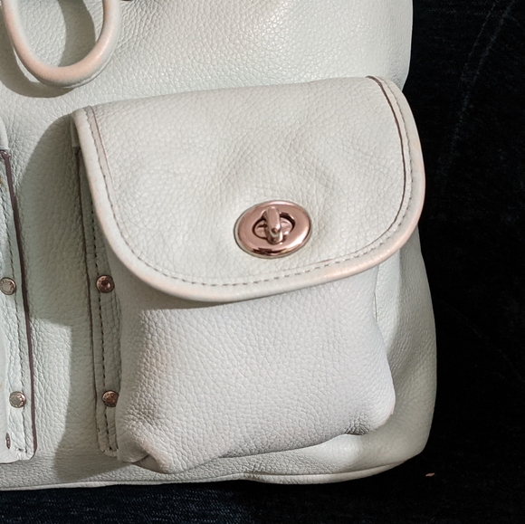 🌊Seafoam Coach Turnlock Backpack - Picture 5 of 14